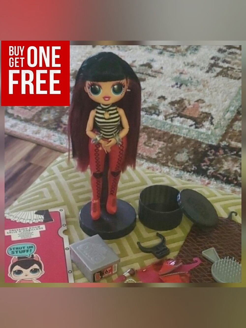 LOL OMG DOLL "Spicy" and Accessories